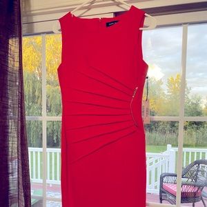 I TRUMP/ size 4 / never worn